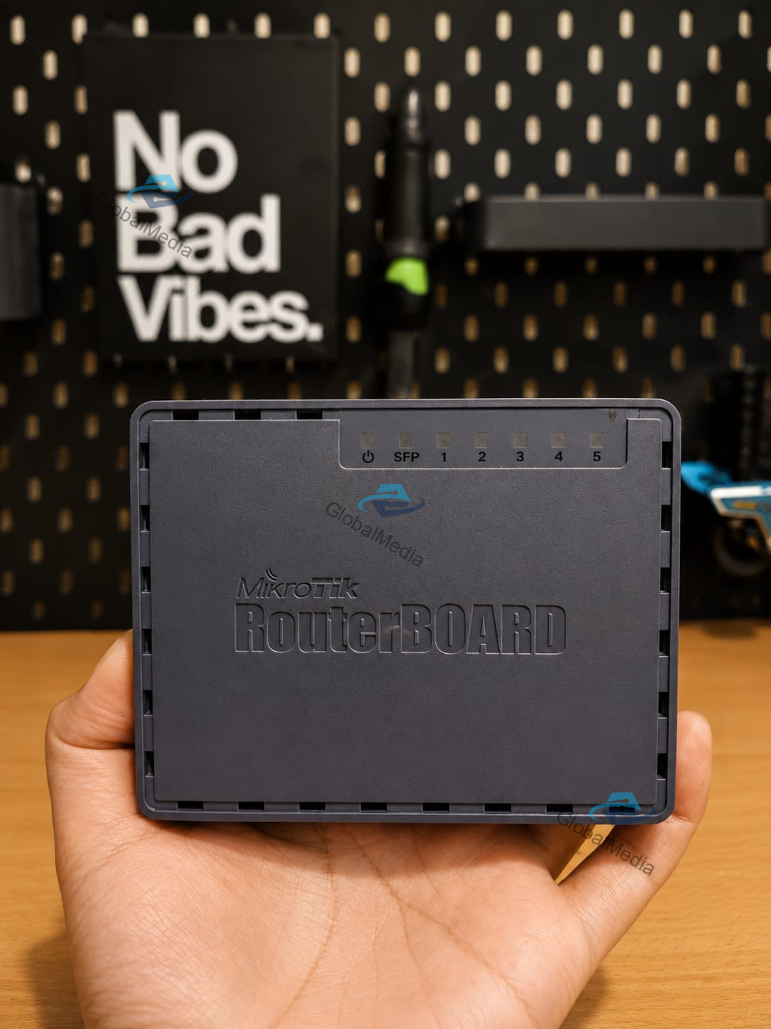 MikroTik RB760iGS